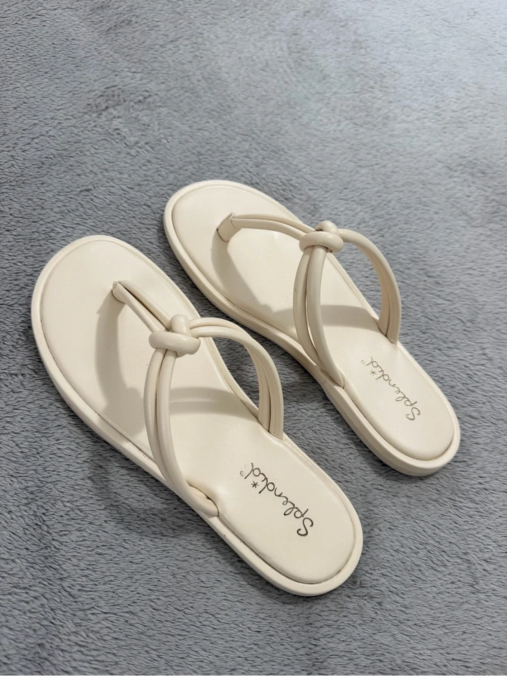 Splendid Fedora leather thong sandals